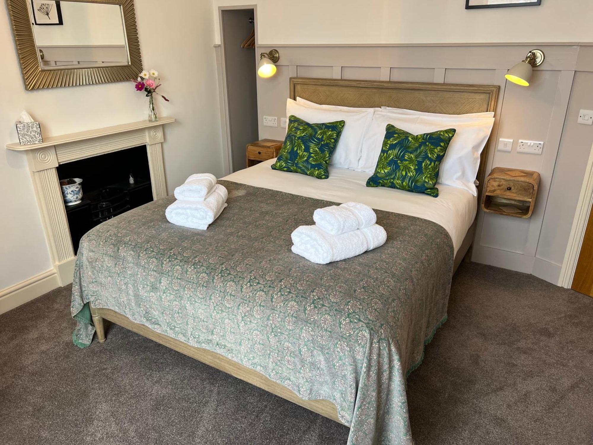 Colcombe Castle Hotel Colyton Extérieur photo
